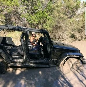 Meet your Posher, Elizabeth